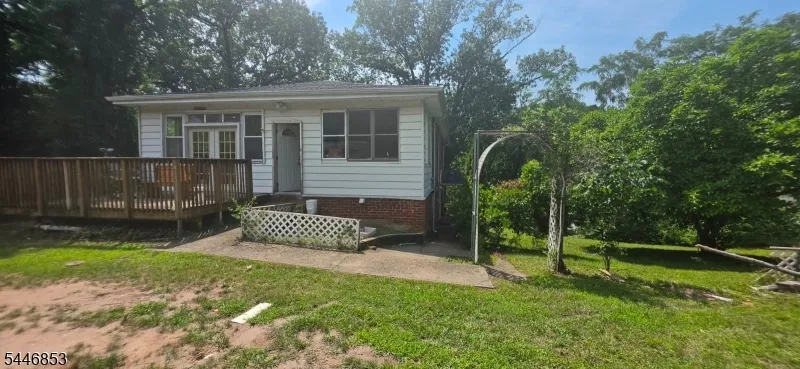 70 Wood Ave Woodbridge, NJ 08830