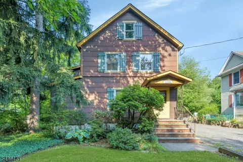 95 HILLCREST ROAD