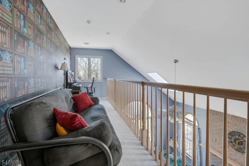 5 Noble Ct Washington, NJ 07853