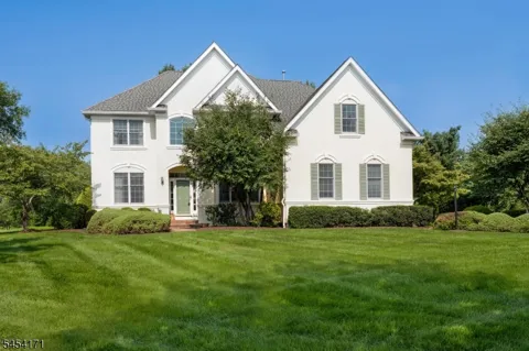 5 Alvamar Ct