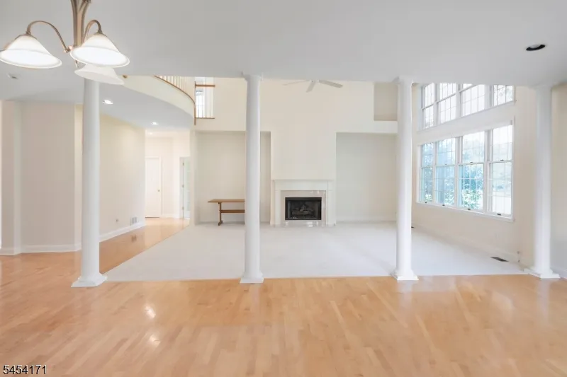 5 Alvamar Ct Montgomery, NJ 08558