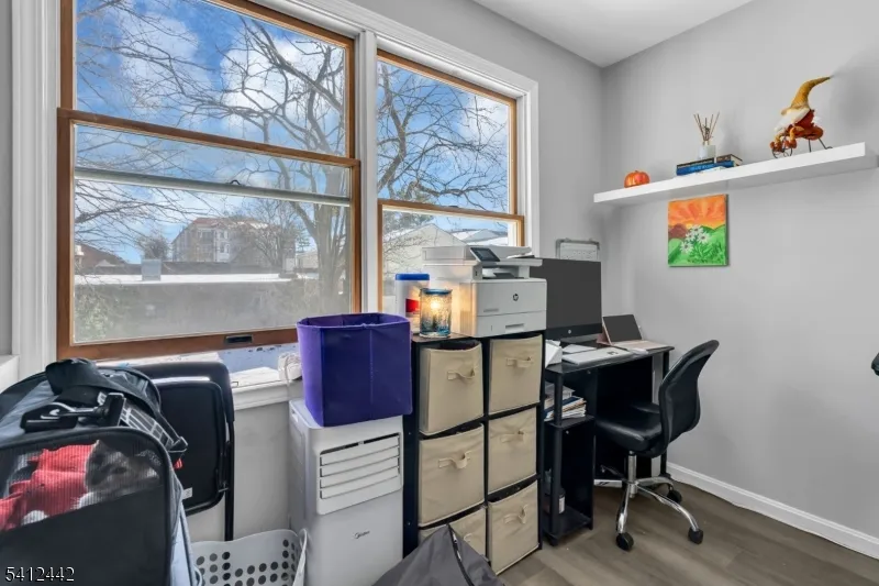 208 E Price St Linden City, NJ 07036