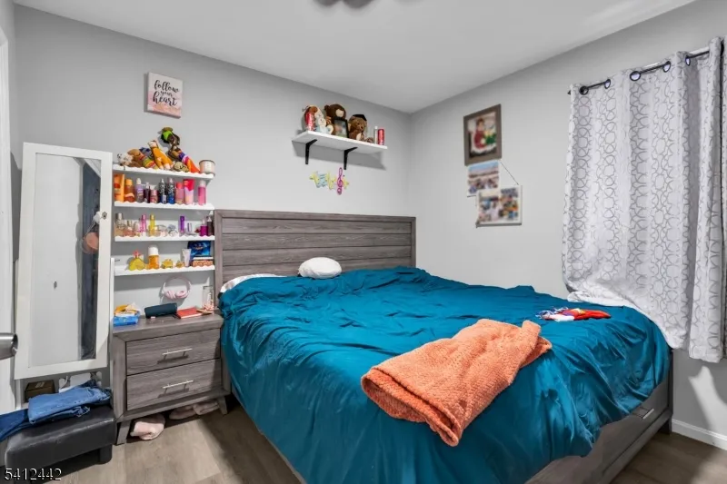 208 E Price St Linden City, NJ 07036