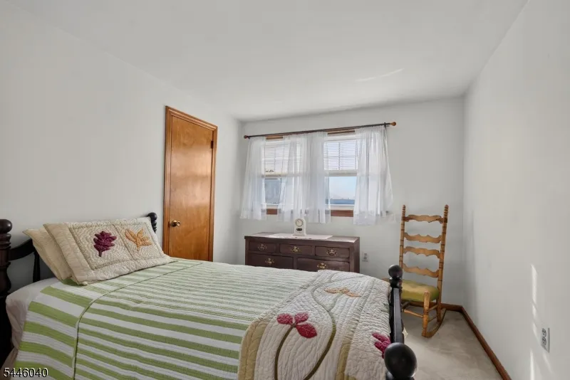 38 Hackensack St Wood-Ridge, NJ 07075