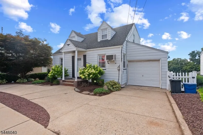 38 Hackensack St Wood-Ridge, NJ 07075