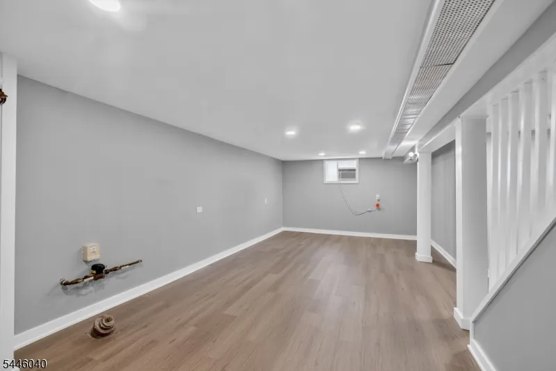38 Hackensack St Wood-Ridge, NJ 07075