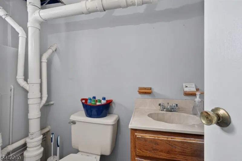 38 Hackensack St Wood-Ridge, NJ 07075