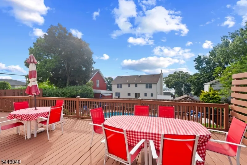 38 Hackensack St Wood-Ridge, NJ 07075