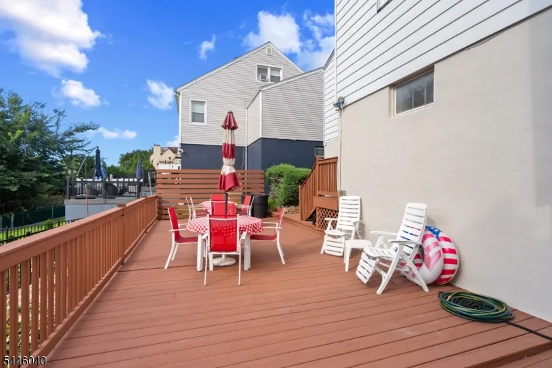 38 Hackensack St Wood-Ridge, NJ 07075