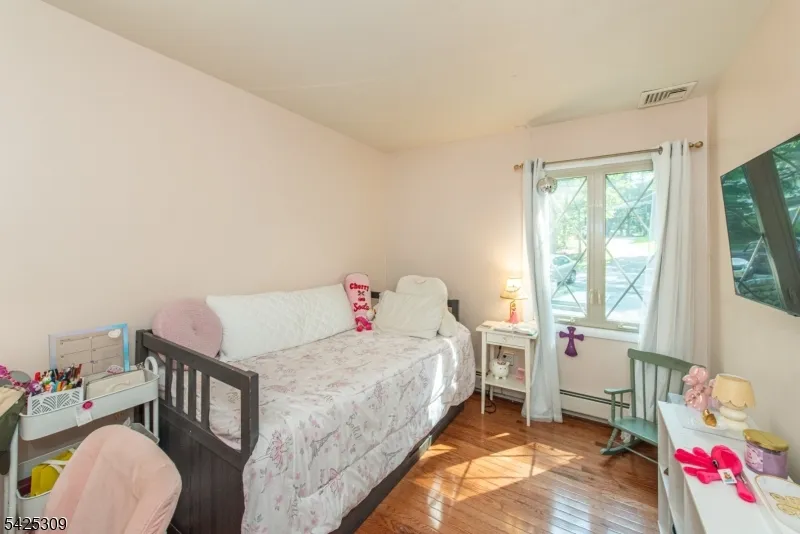 110 Unger Ave Hopatcong, NJ 07874