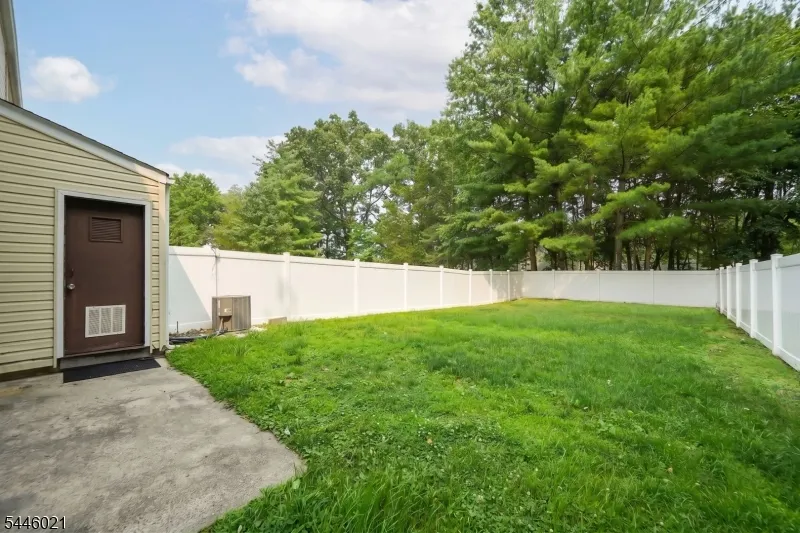 25 Driscoll Ct #1 Unit 1 North Brunswick, NJ 08902