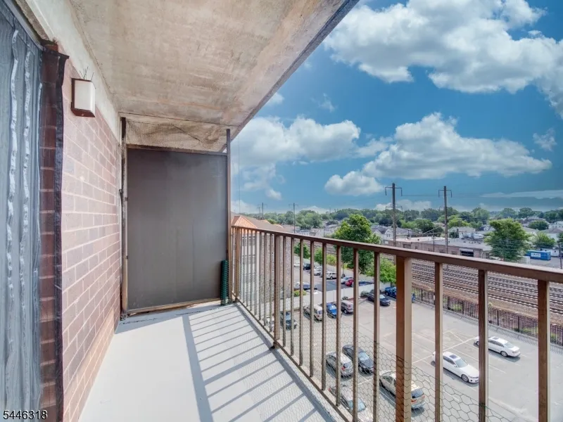 10 N Wood Ave #623 Unit 623 Linden City, NJ 07036