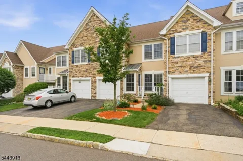 16 Magnolia Way