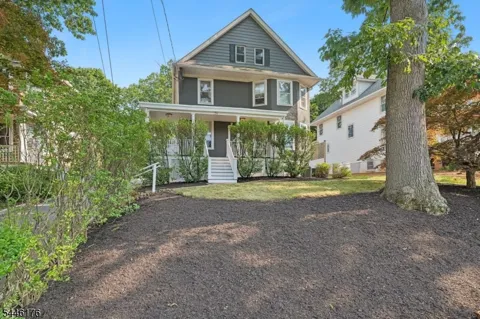 26 Mountain Ave
