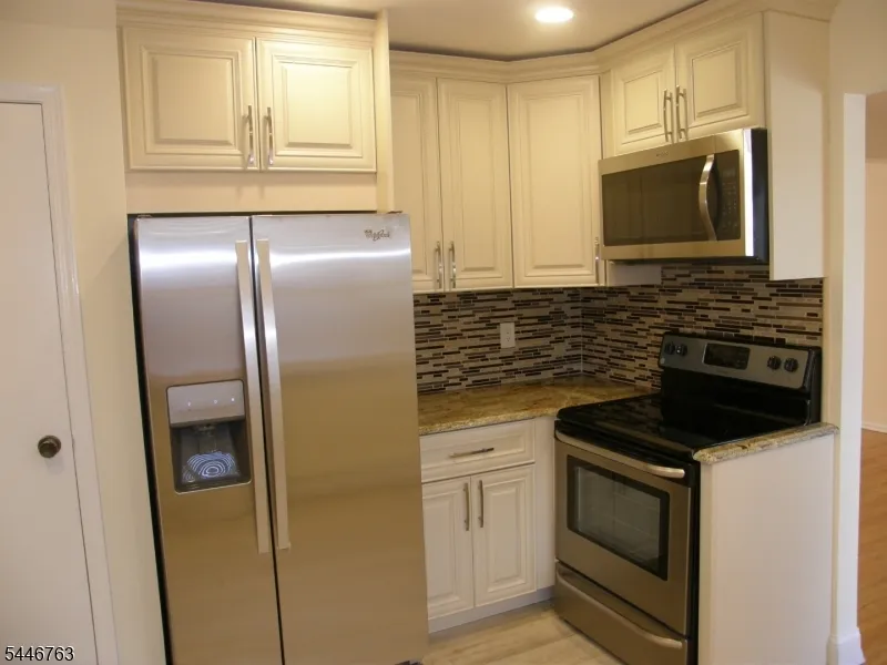 768 Springfield Ave B 3 #B 3 Unit B 3 Summit City, NJ 07901
