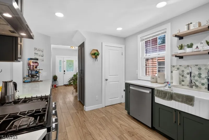 135 Morse Pl Englewood City, NJ 07631