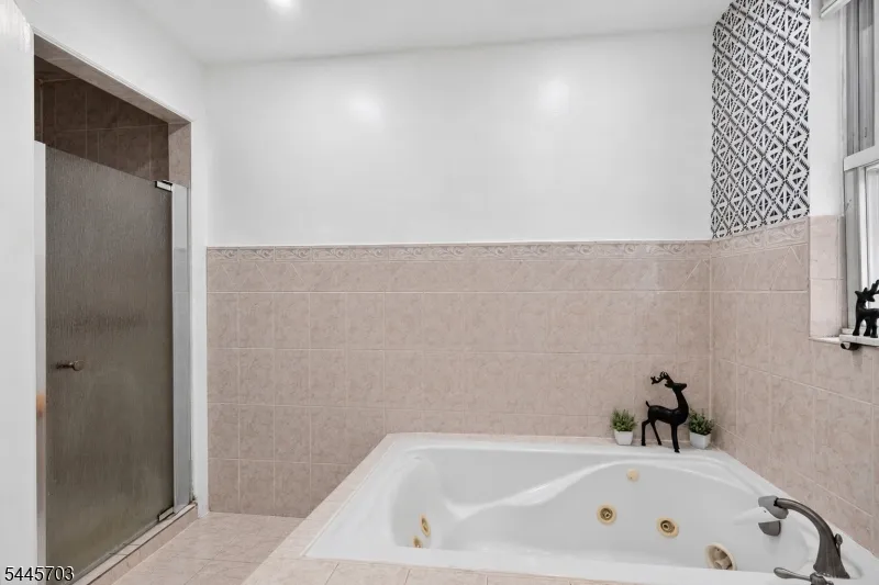 135 Morse Pl Englewood City, NJ 07631