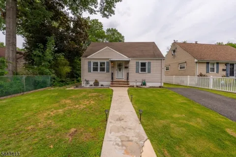 225 Linden Ave