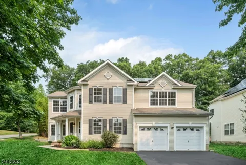 1 WINDING RIDGE ROAD