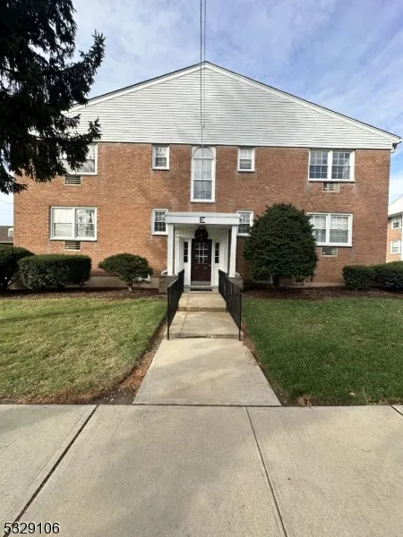 565 Grove St F-2 #2 Unit 2