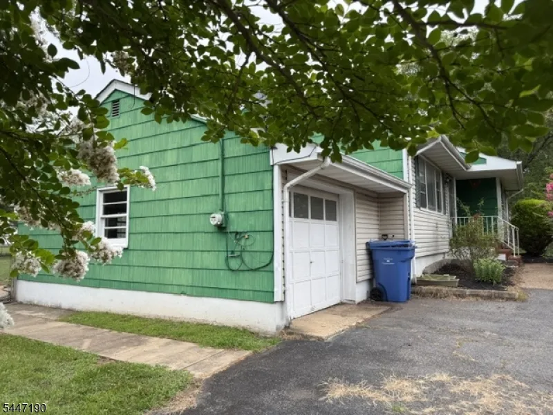 1508 New Durham Rd South Plainfield, NJ 07080