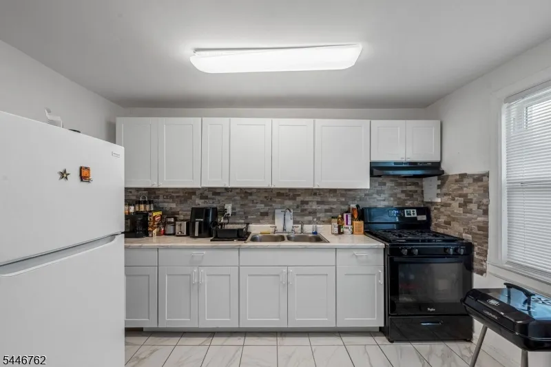 955 E Front St Plainfield City, NJ 07062