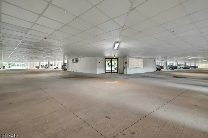 189 Forest Ave #213 Unit 213 Paramus, NJ 07652