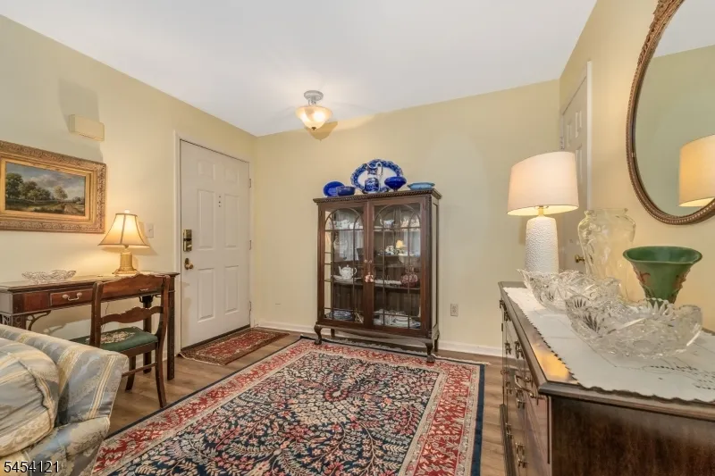 101 Westchester Ter Clinton, NJ 08801