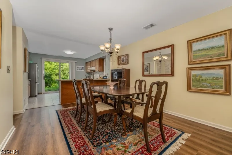 101 Westchester Ter Clinton, NJ 08801