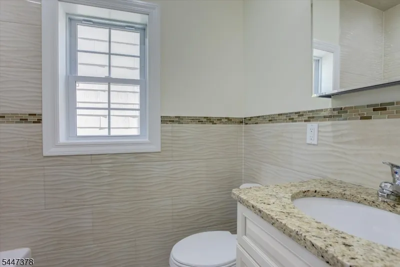 68 Lindsley Ave Newark City, NJ 07106