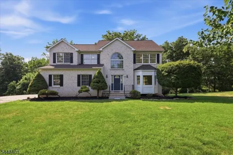 151 Brandon Ct