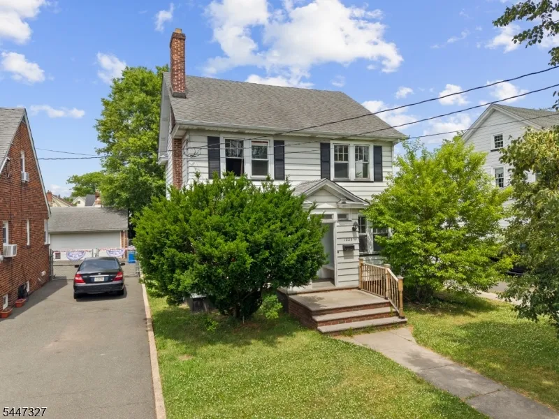 1029 Kipling Rd Elizabeth City, NJ 07208