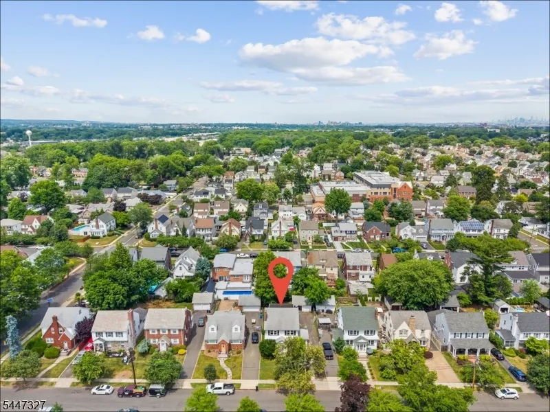 1029 Kipling Rd Elizabeth City, NJ 07208