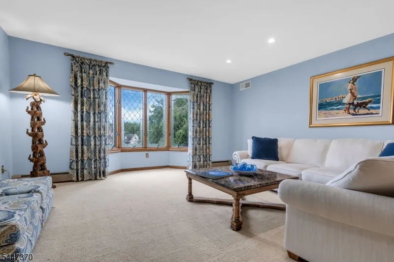 2520 Autumn Dr Wall, NJ 08736