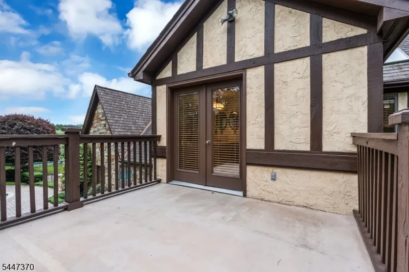 2520 Autumn Dr Wall, NJ 08736