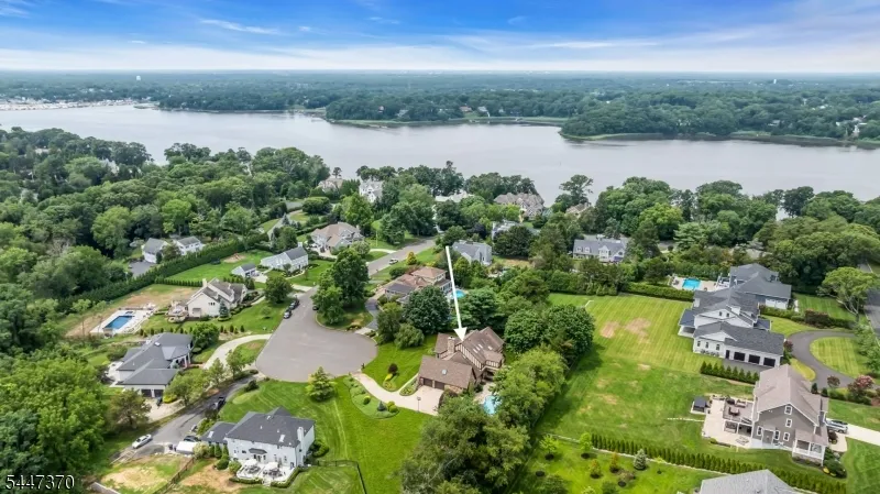 2520 Autumn Dr Wall, NJ 08736