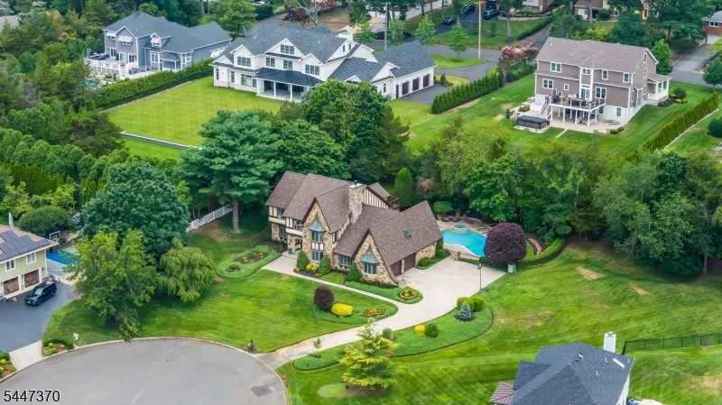 2520 Autumn Dr Wall, NJ 08736