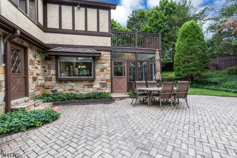 2520 Autumn Dr Wall, NJ 08736