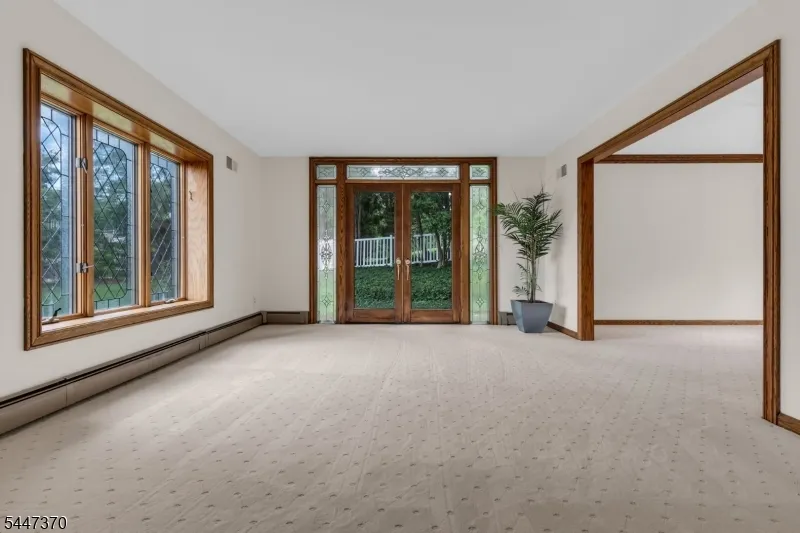 2520 Autumn Dr Wall, NJ 08736