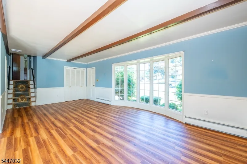 64 Sanford Dr Randolph, NJ 07869