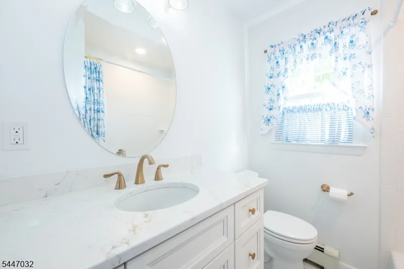 64 Sanford Dr Randolph, NJ 07869