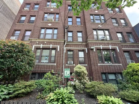 277 Harrison Ave #C6 Unit C6