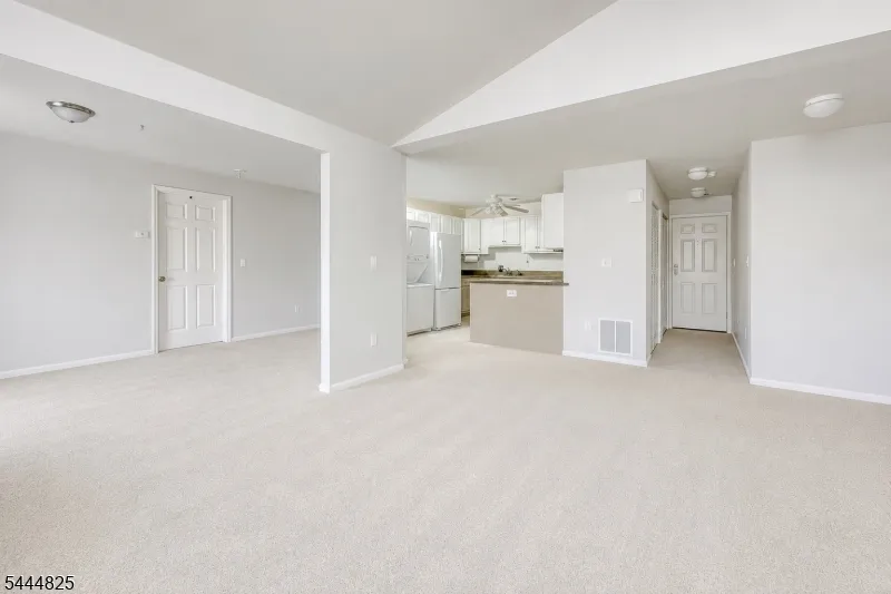 158 Falcon Ridge Way #158 Unit 158 Hamburg, NJ 07419
