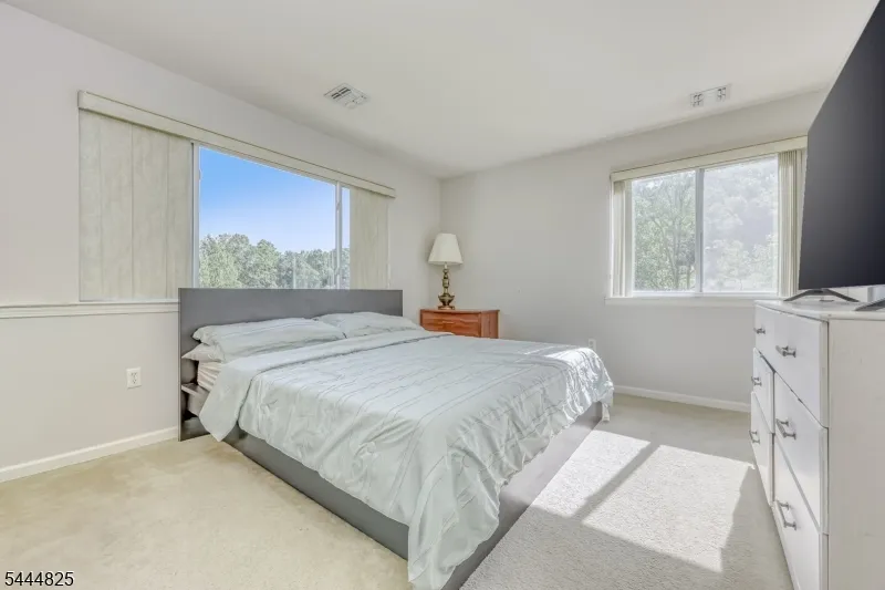 158 Falcon Ridge Way #158 Unit 158 Hamburg, NJ 07419