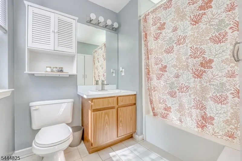 158 Falcon Ridge Way #158 Unit 158 Hamburg, NJ 07419