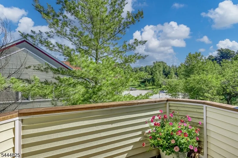 158 Falcon Ridge Way #158 Unit 158 Hamburg, NJ 07419