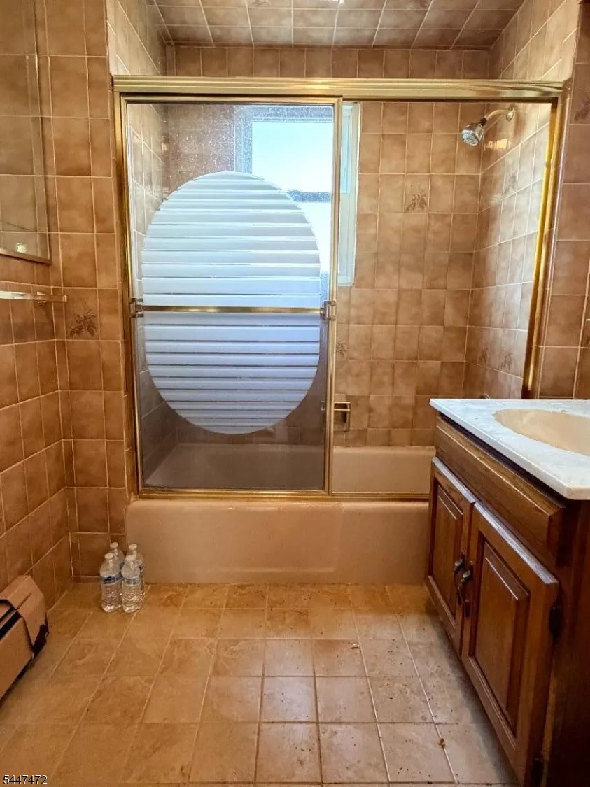 1 Higa Ter Union, NJ 07083