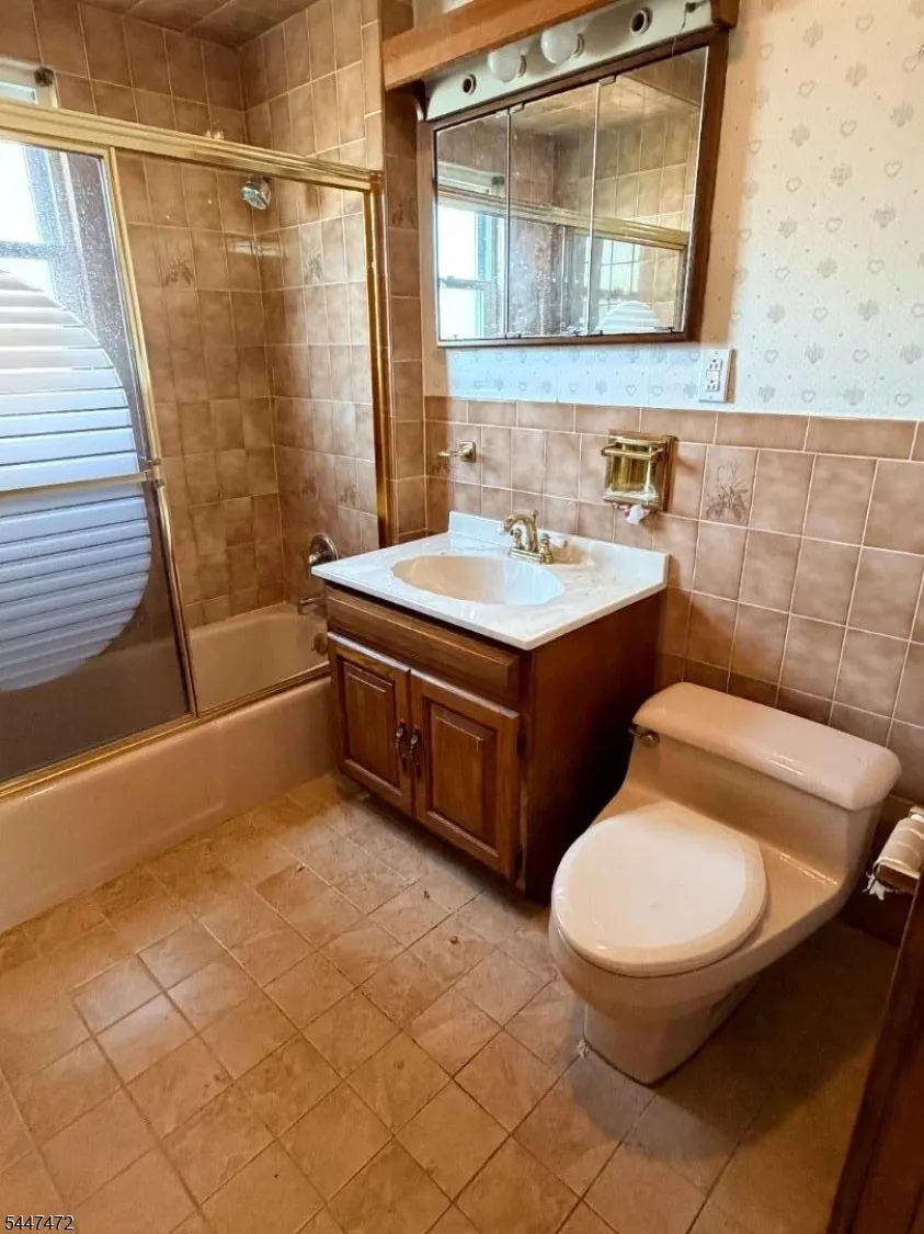 1 Higa Ter Union, NJ 07083