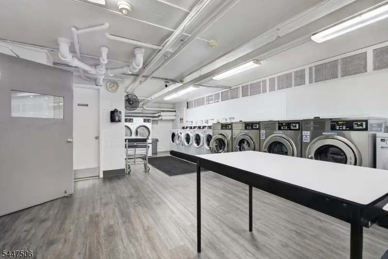6600 Kennedy Blvd E Apt 23J #23J Unit 23J West New York Town, NJ 07093