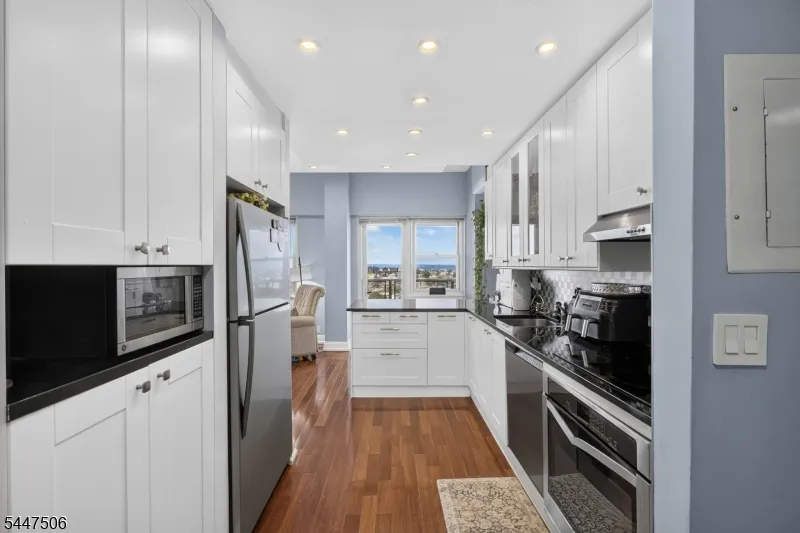 6600 Kennedy Blvd E Apt 23J #23J Unit 23J West New York Town, NJ 07093